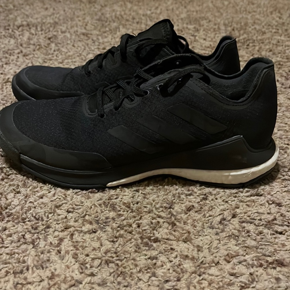 Adidas tennis shoes